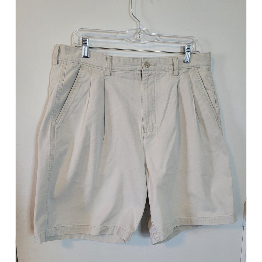 Gap Men's Khaki Shorts Tan (pleated) Size 36
